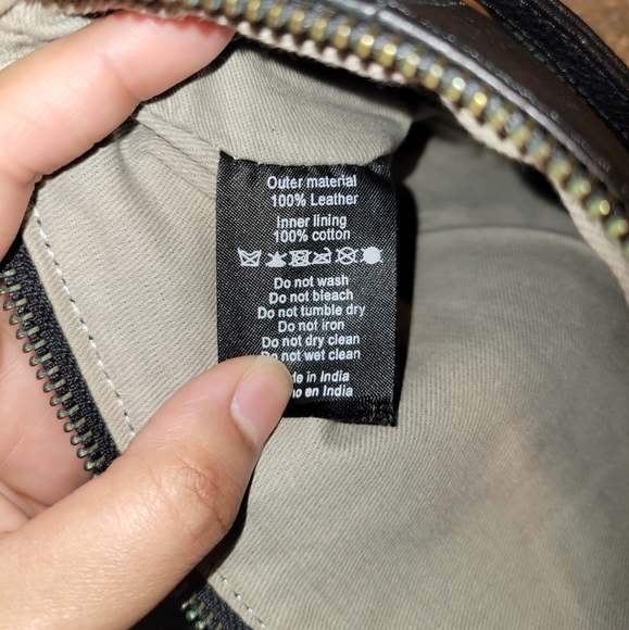 Day & Mood leather crossbody bag - Picture 5 of 6